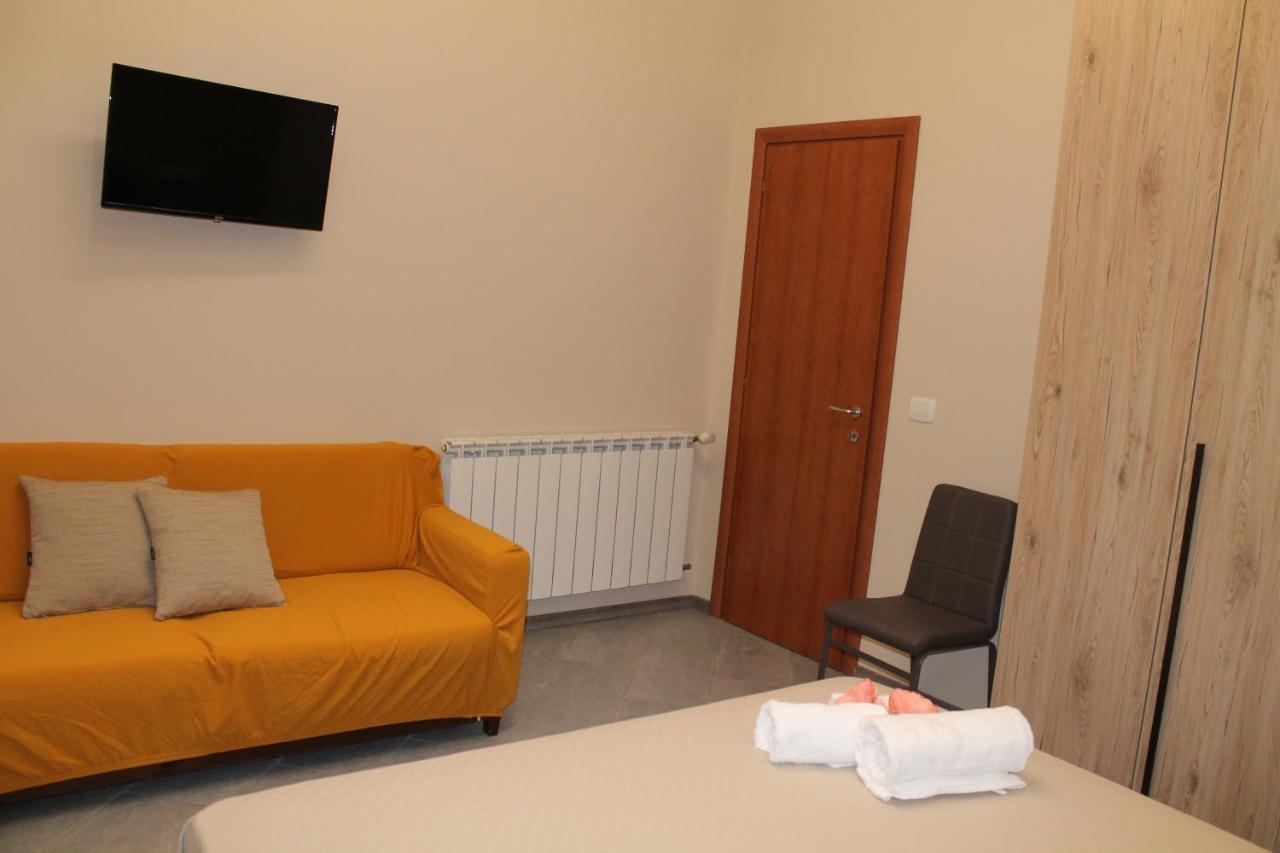 Apartments " Le Ginestre" Acireale Exterior foto